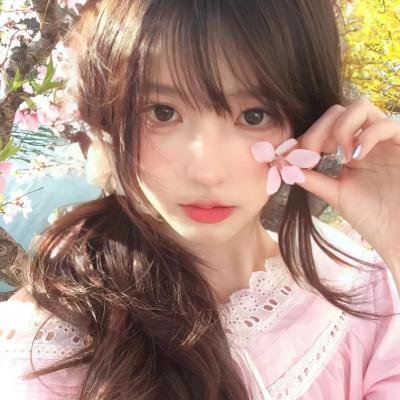 穿越后,我攻略了三个大佬